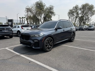 2022 BMW X7
