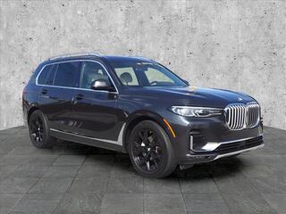 2022 BMW X7