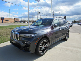 2021 BMW X7