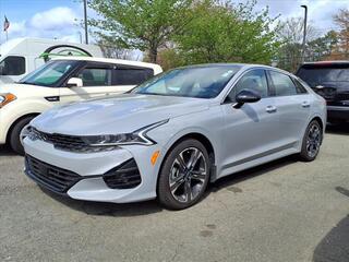 2024 Kia K5