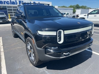 2022 Rivian R1T