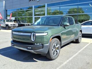 2024 Rivian R1T