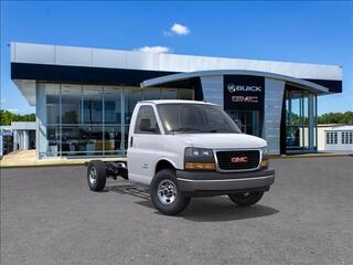 2025 Gmc Savana