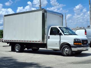 2025 Gmc Savana