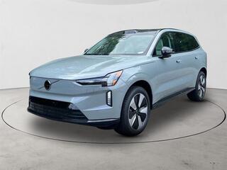 2025 Volvo EX90