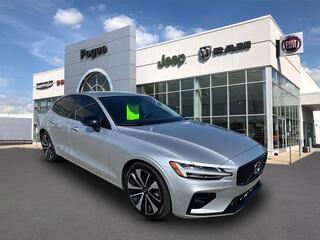 2022 Volvo S60