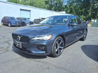 2025 Volvo S60