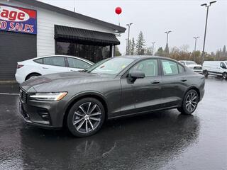 2022 Volvo S60