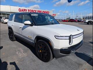 2023 Rivian R1S