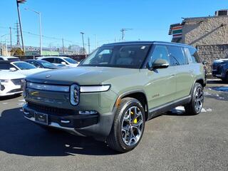 2023 Rivian R1S