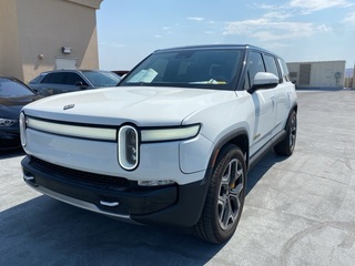 2022 Rivian R1S
