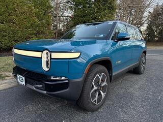 2023 Rivian R1S