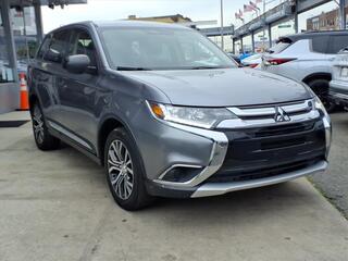 2018 Mitsubishi Outlander