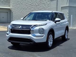 2025 Mitsubishi Outlander