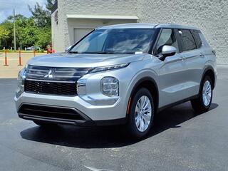 2025 Mitsubishi Outlander