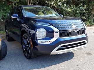 2022 Mitsubishi Outlander