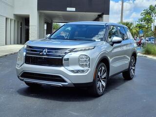 2025 Mitsubishi Outlander