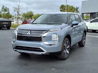 2025 Mitsubishi Outlander