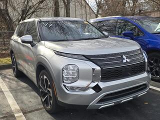 2024 Mitsubishi Outlander