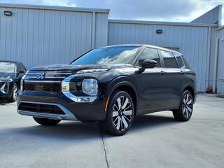 2025 Mitsubishi Outlander