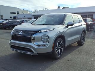 2024 Mitsubishi Outlander