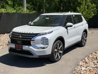 2026 Mitsubishi Outlander