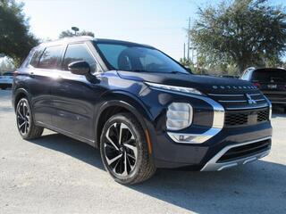 2024 Mitsubishi Outlander