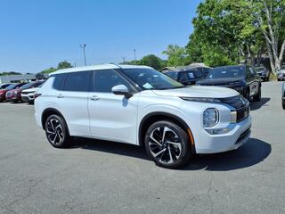 2024 Mitsubishi Outlander