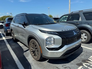 2024 Mitsubishi Outlander