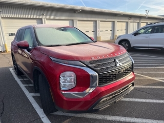 2022 Mitsubishi Outlander