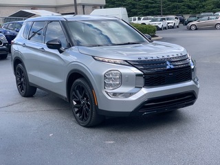 2022 Mitsubishi Outlander