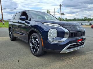 2022 Mitsubishi Outlander
