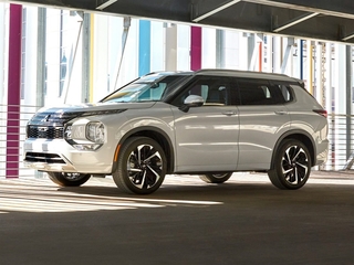 2024 Mitsubishi Outlander for sale in Wichita KS