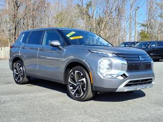 2024 Mitsubishi Outlander