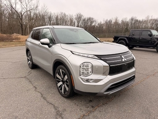 2025 Mitsubishi Outlander