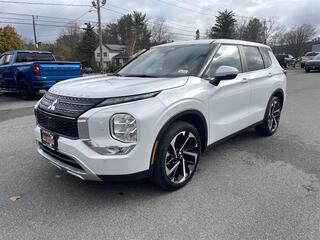 2024 Mitsubishi Outlander