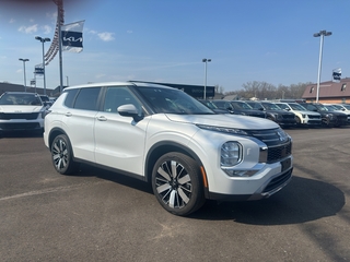 2025 Mitsubishi Outlander