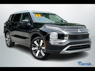 2025 Mitsubishi Outlander