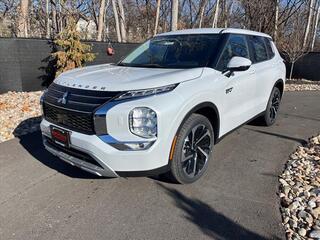 2025 Mitsubishi Outlander Phev