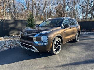 2024 Mitsubishi Outlander Phev for sale in Kansas City MO