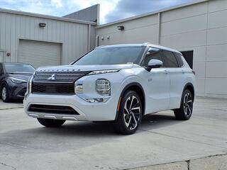 2025 Mitsubishi Outlander Phev