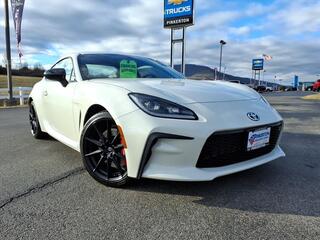 2025 Toyota GR86