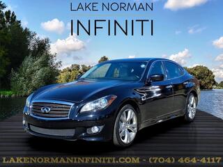 2012 Infiniti M37