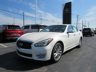 2018 Infiniti Q70