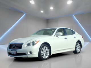 2011 Infiniti M37