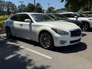 2016 Infiniti Q70L