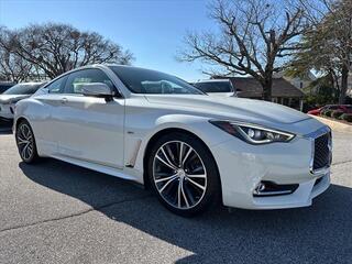 2017 Infiniti Q60