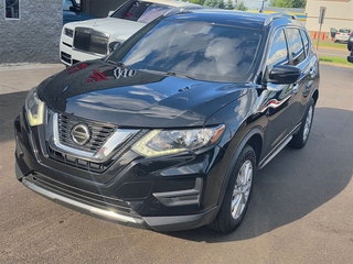 2020 Nissan Rogue