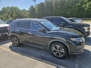2020 Nissan Rogue