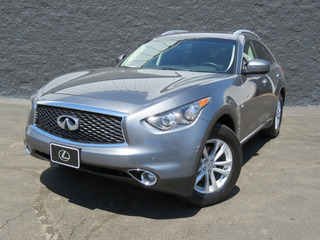 2017 Infiniti QX70